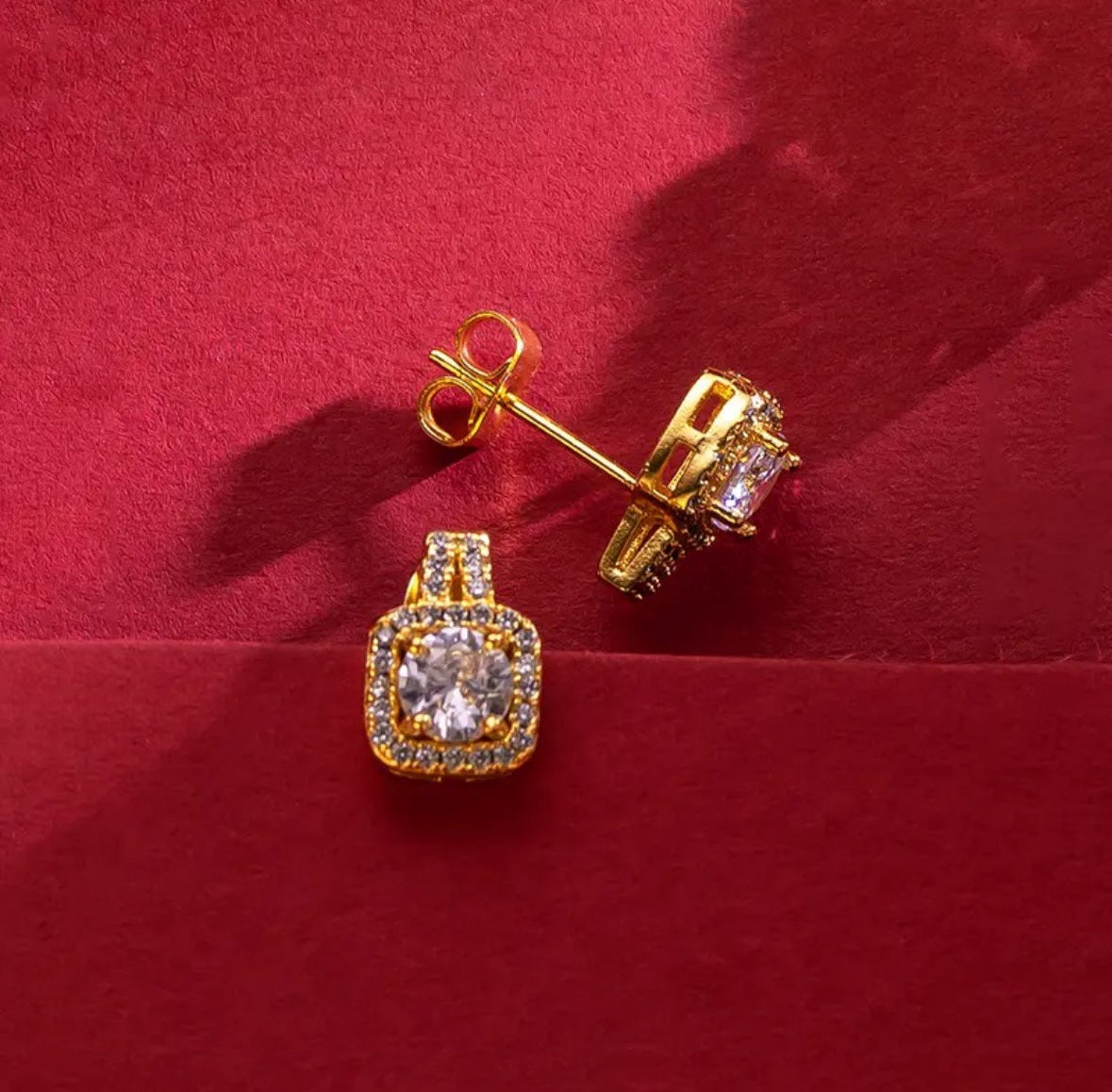 Gold Square Crystal Jewelry Set - Necklace, Earrings, and Finger Ring