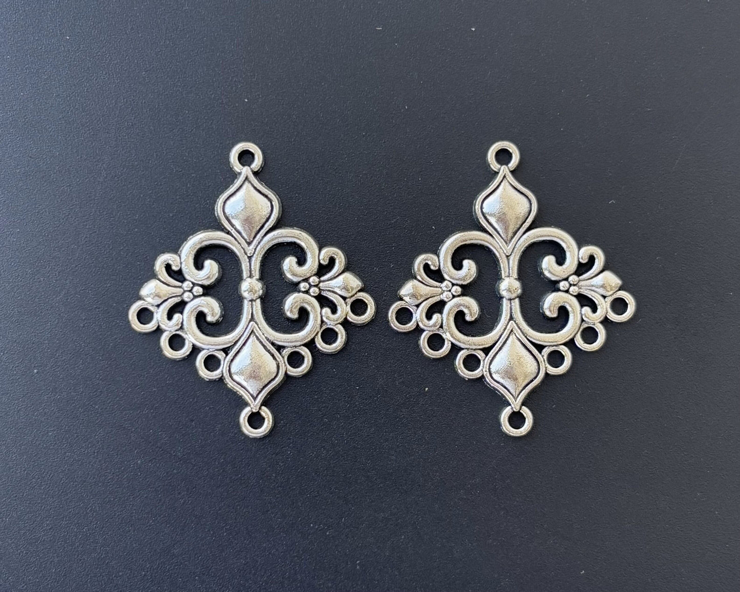 Antique Silver Tone Filigree Rhombus Connectors