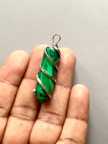 Elegant Malachite Crystal Point Pendant