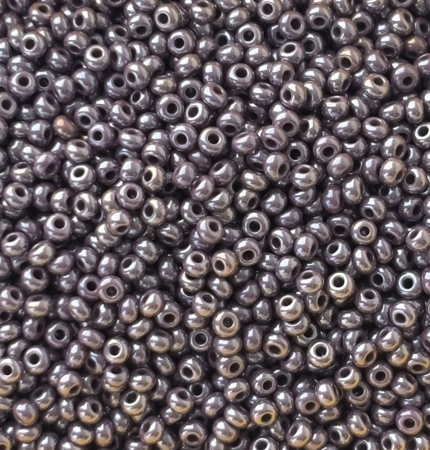 Preciosa Purple Mauve Seed Beads