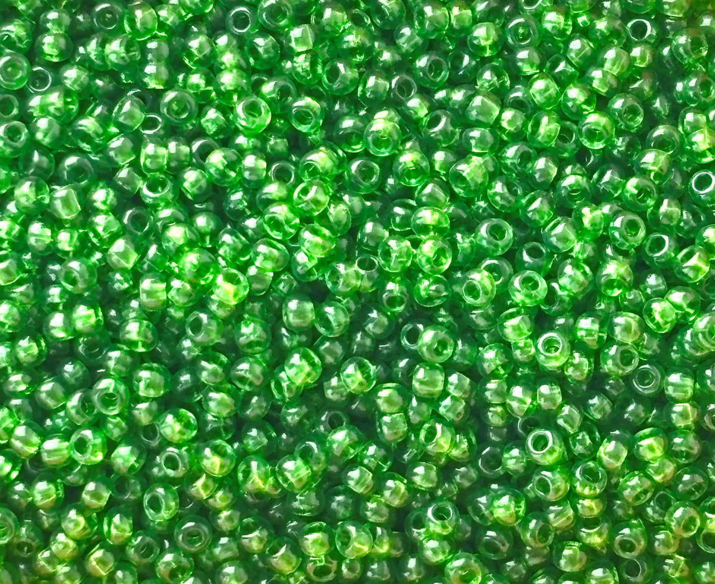 Preciosa Transparent Grass Green Seed Beads