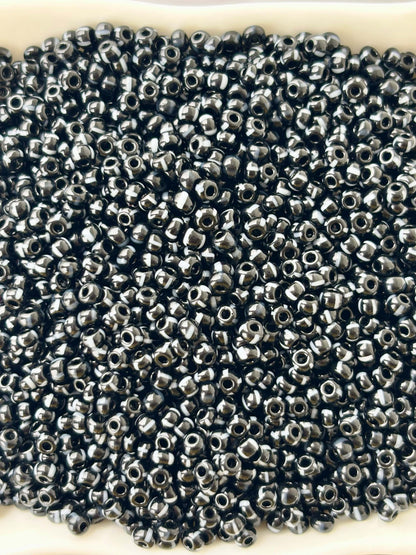 Preciosa White Lined Black Seed Beads