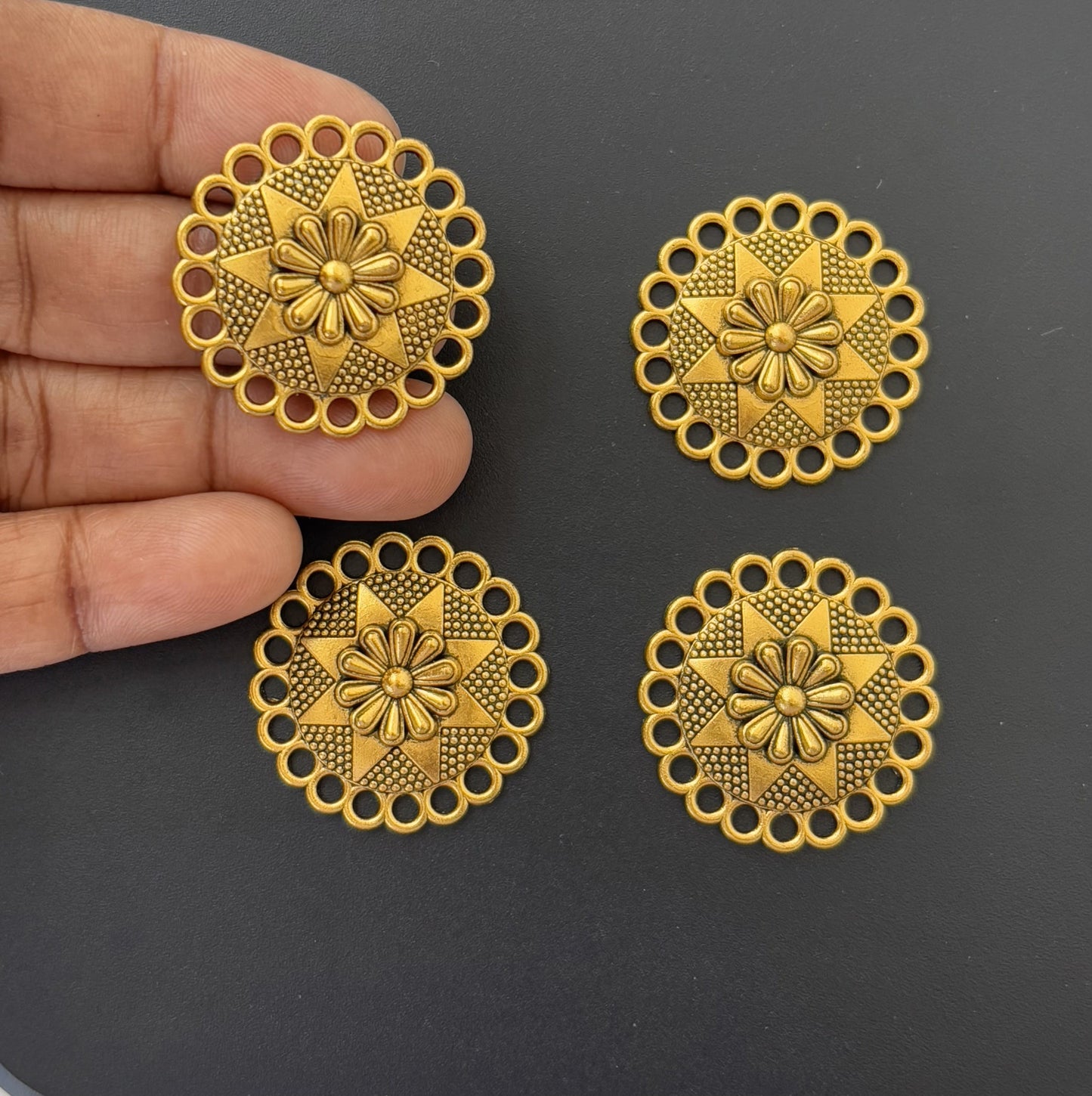 Round Floral Starburst Jewelry Connectors