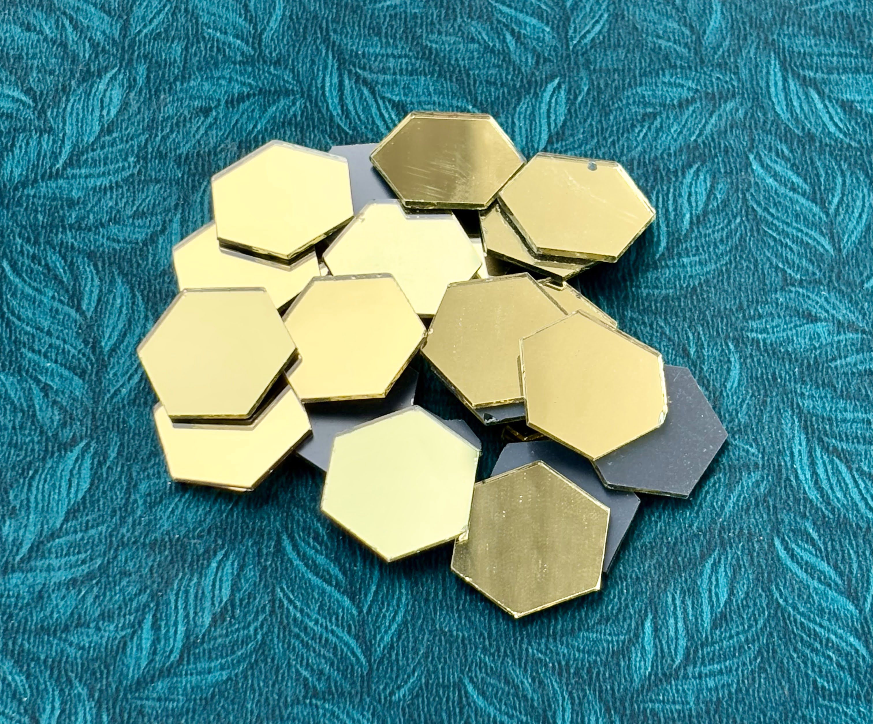 Gold Fancy Shape - Hexagon Cut Mirrors