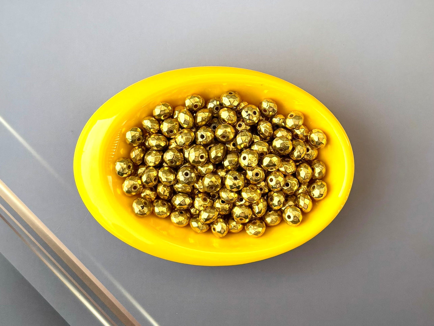 Golden Faceted Round CCB Beads
