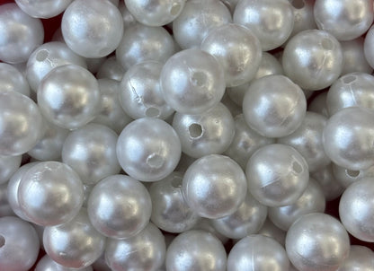 Lightweight White Acrylic Pearl Beads 10MM