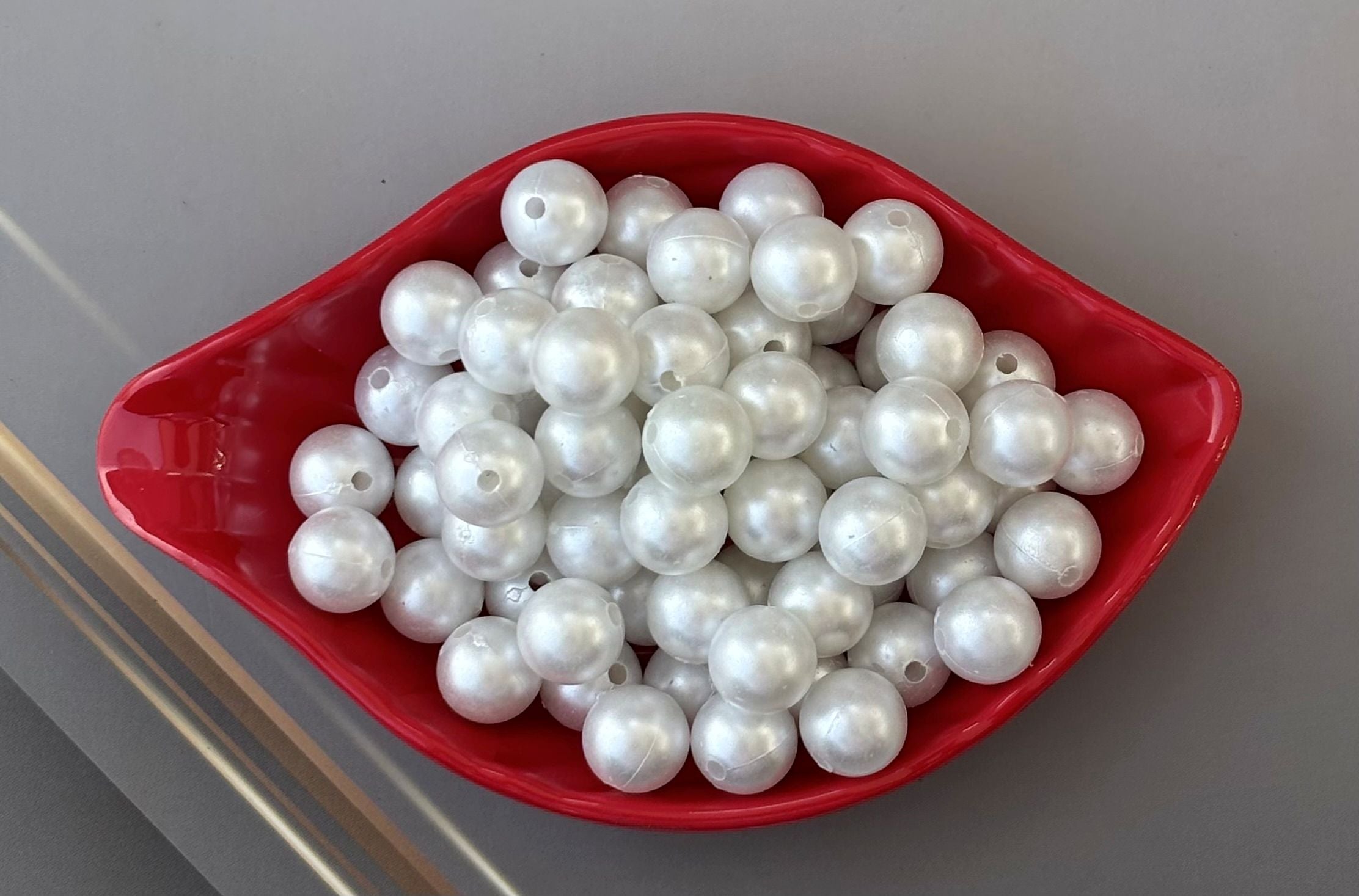 Lightweight White Acrylic Pearl Beads 12MM