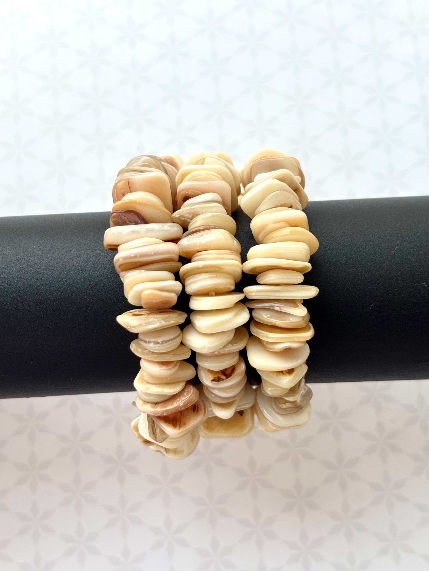 Natural White Mother of Pearl Chip Bracelet