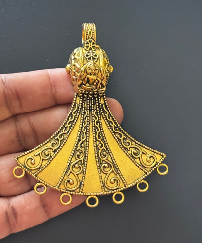 Ornate Idol Filigree Pendant
