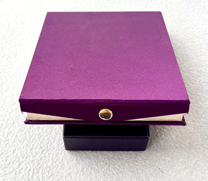 Elegant Violet and Cream Jewelry Gift Box