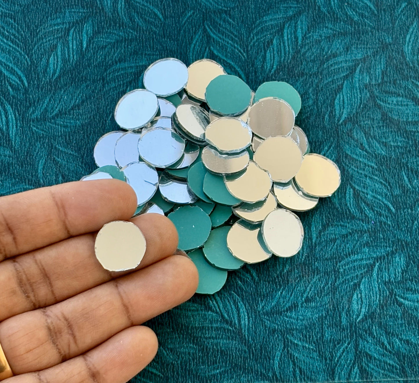 Round Mirror Cutouts